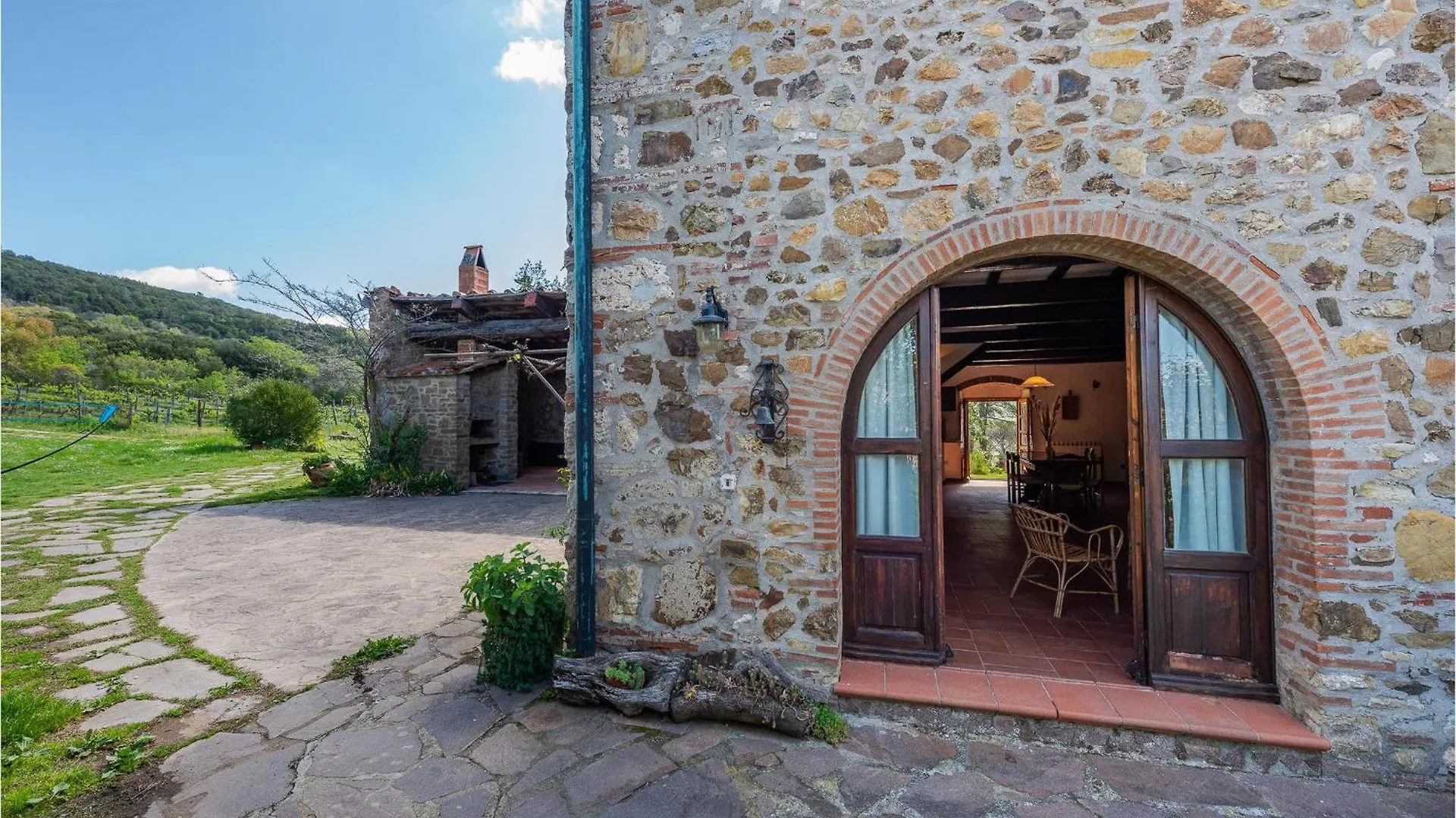 Cozy Home In Massa Marittima Gr With Kitchen